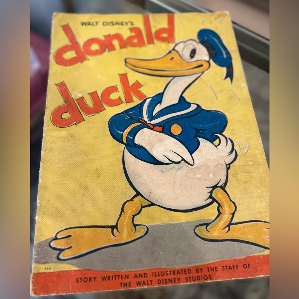 1935 FIRST EDITION — Walt Disney’s Donald Duck (Whitman Linenette)